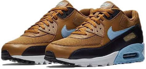 Bruin Schoenen. Nike NL.